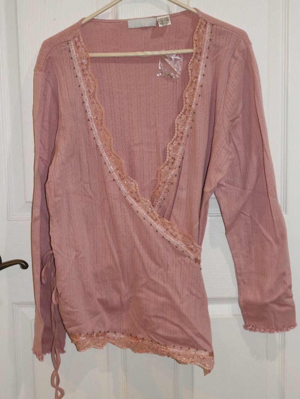 LA Boutique pink 18/20 pointelle wrap around top. New.